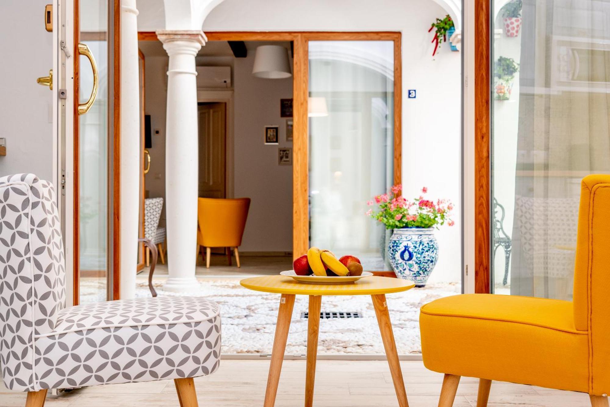 Casa Del Patio - Boutique Apartments (Adults Only) Эстепона Экстерьер фото