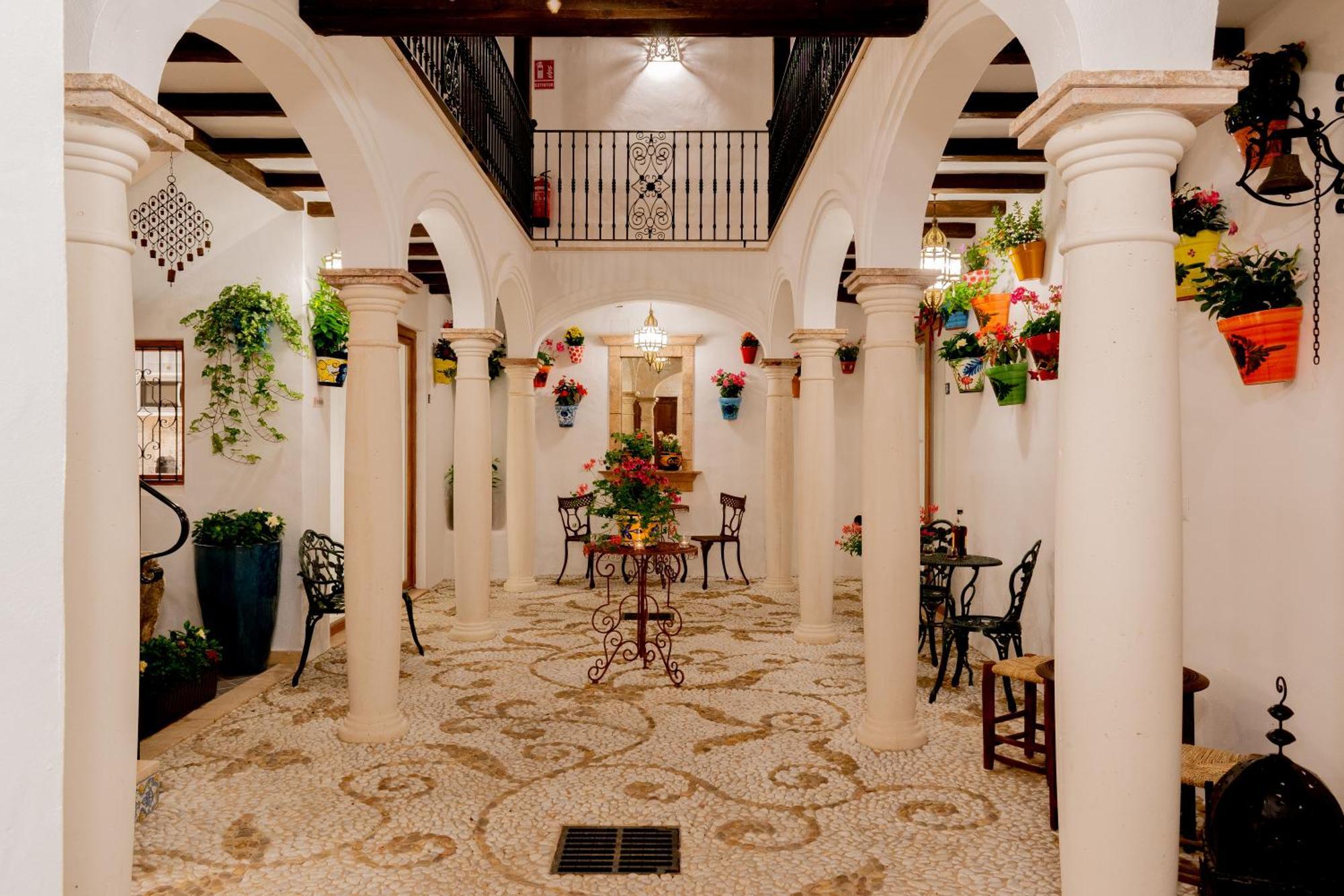 Casa Del Patio - Boutique Apartments (Adults Only) Эстепона Экстерьер фото